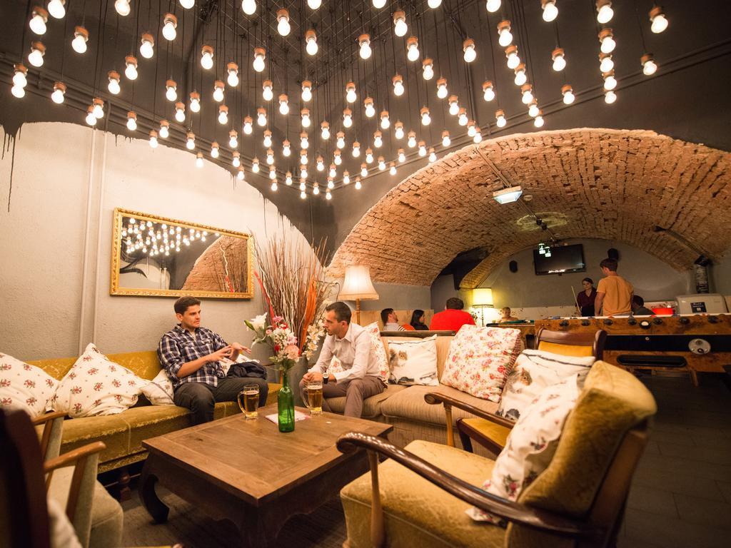 Wombats Hostel Vienna The Lounge Exterior photo
