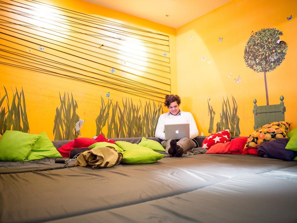Wombats Hostel Vienna The Lounge Exterior photo