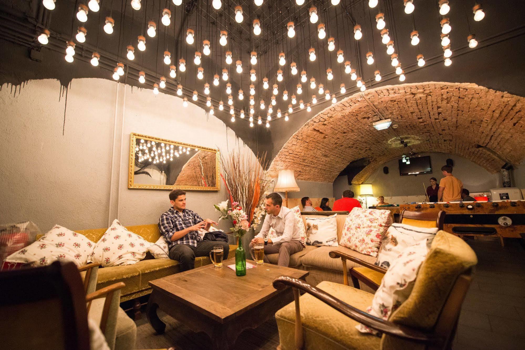 Wombats Hostel Vienna The Lounge Exterior photo