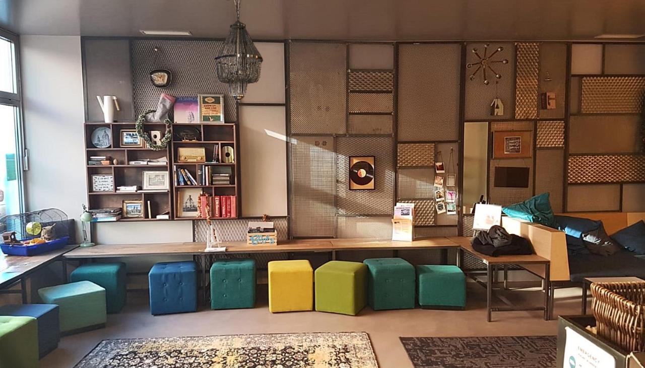 Wombats Hostel Vienna The Lounge Exterior photo